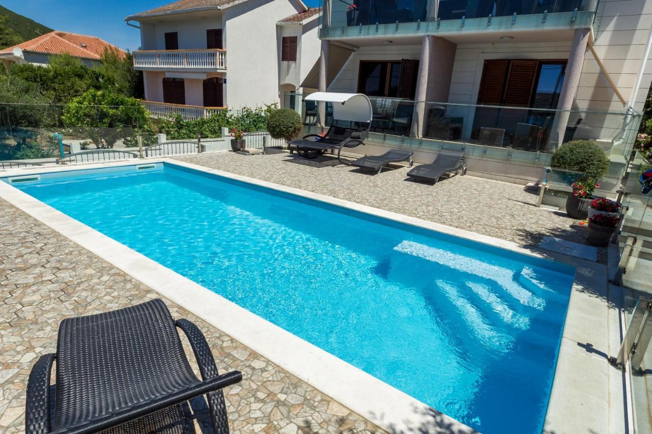 Vila Orada Molat Buitenkant foto